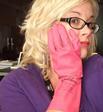 wendy_in_goddess_glove
