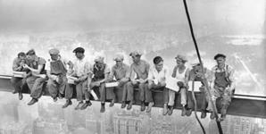 men_at_lunch_01