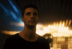 Matthew Goode in Burning Man