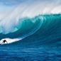 storm_surfers_03